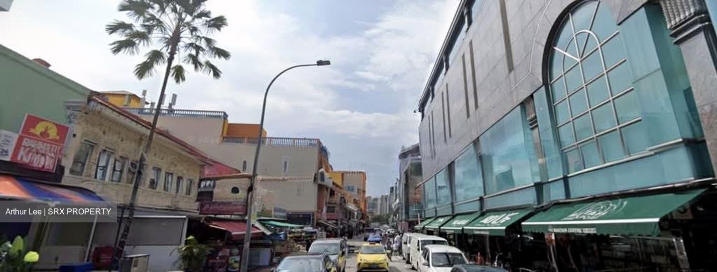 Desker Road (D8), Retail #598700471